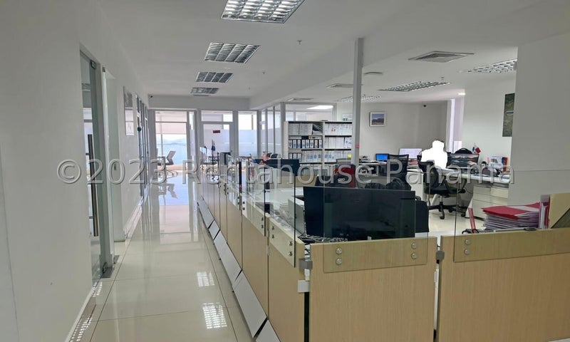 Splendid Commercial Office - Oficina en Av Balboa